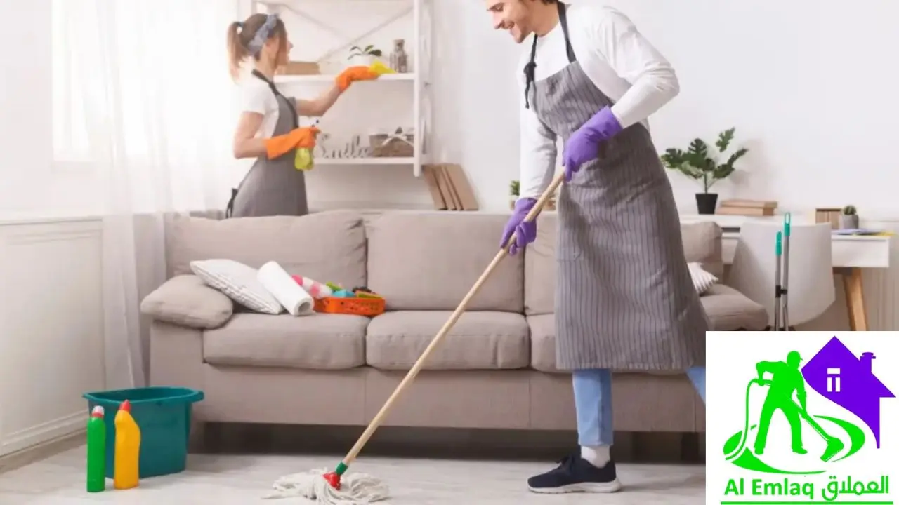 شركة تنظيف بالساعة في عجمان