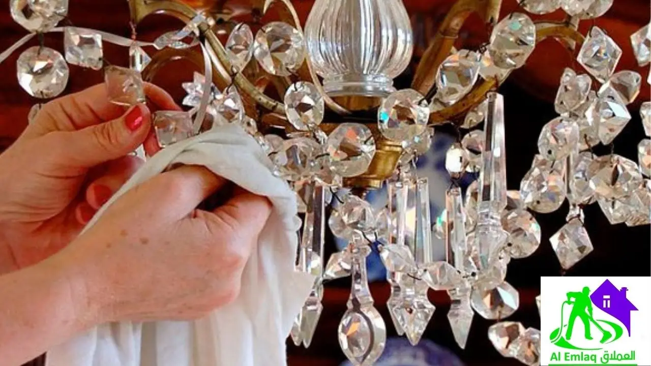 مميزات شركة تنظيف الثريات بالعين