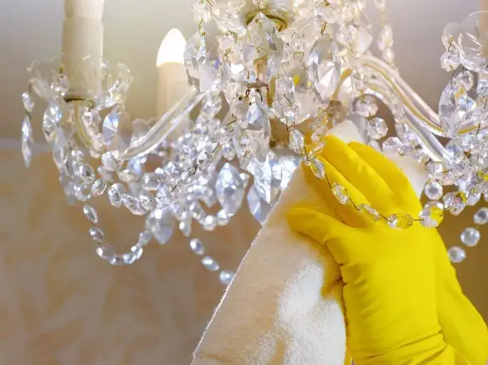 شركة تنظيف ثريات في رأس الخيمة