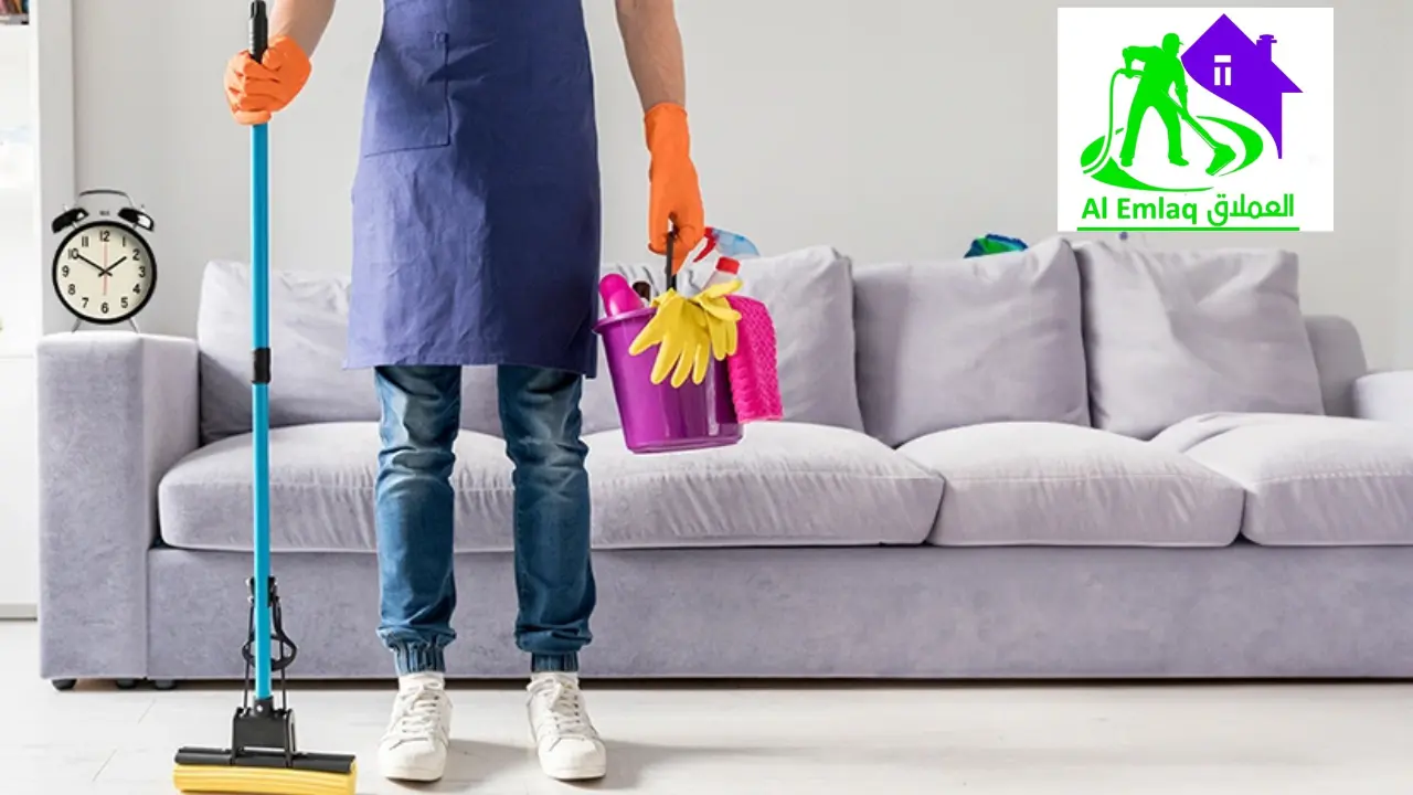 عاملات تنظيف بالساعة في الفجيرة