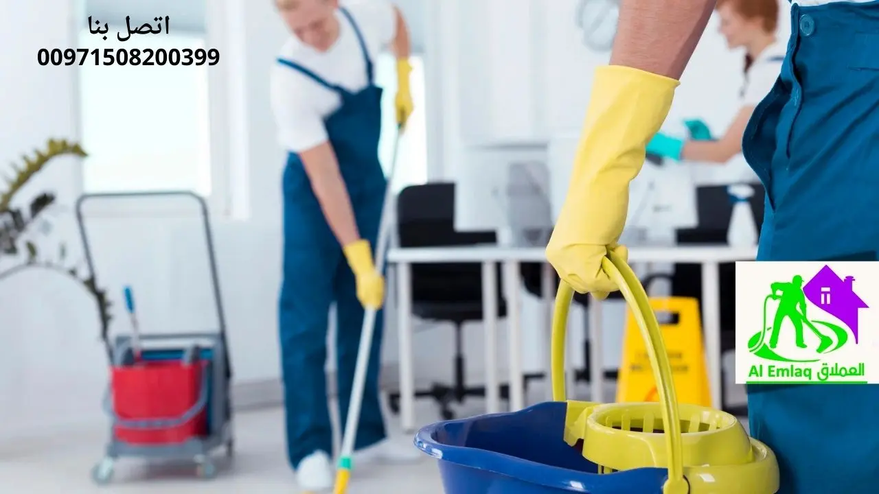 خادمات بنظام الساعات في أم القيوين